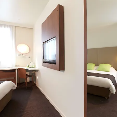 Campanile Marne La Vallee - Saint-georges Hotel