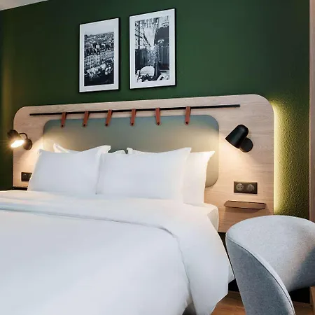 Hotel Campanile Marne La Vallee - Saint-georges Bussy-Saint-Georges