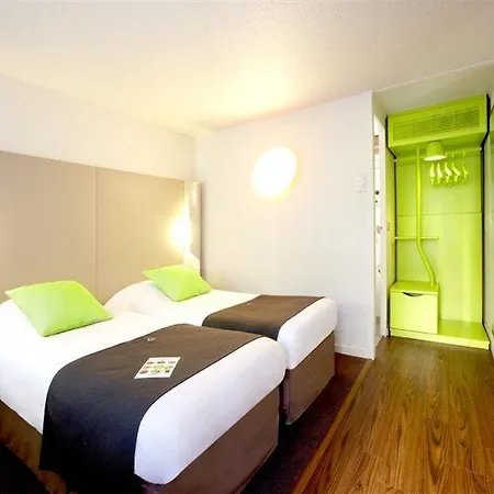 Campanile Marne La Vallee - Saint-georges 3*