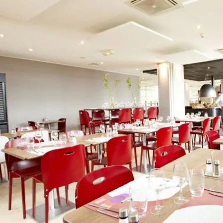 Campanile Marne La Vallee - Saint-georges 3*